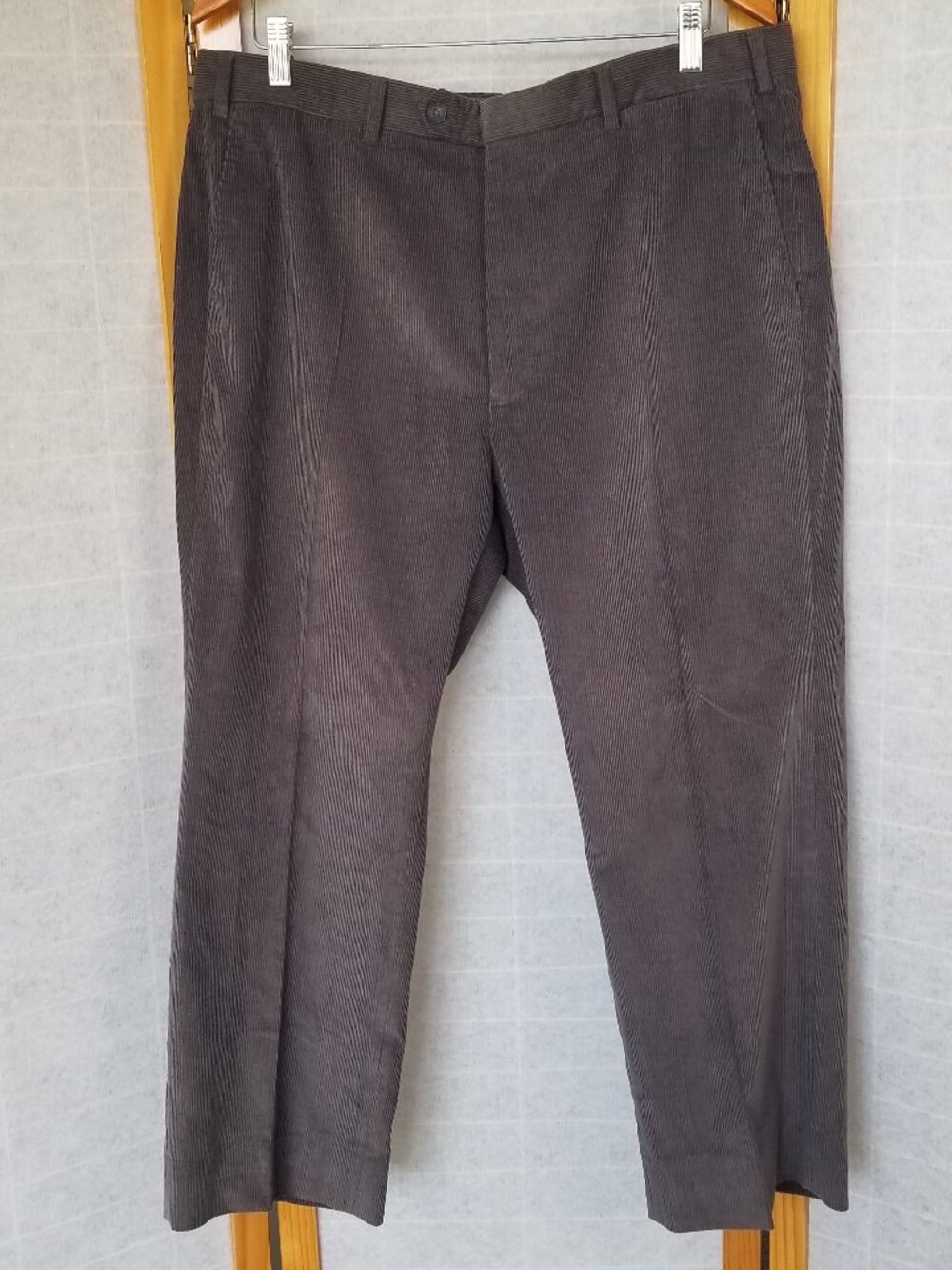 Men's Brown Corduroy Trouser Pants W37 L26 J. Hilburn Flat Front